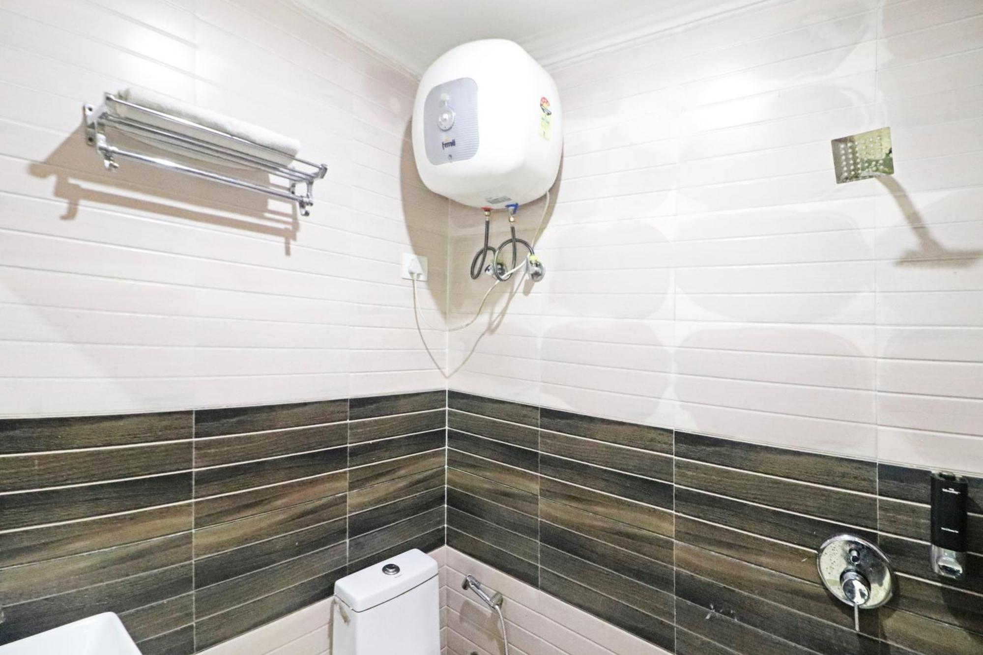 Hotel Trendy Residency - Couple Friendly Hotel New Delhi Eksteriør billede