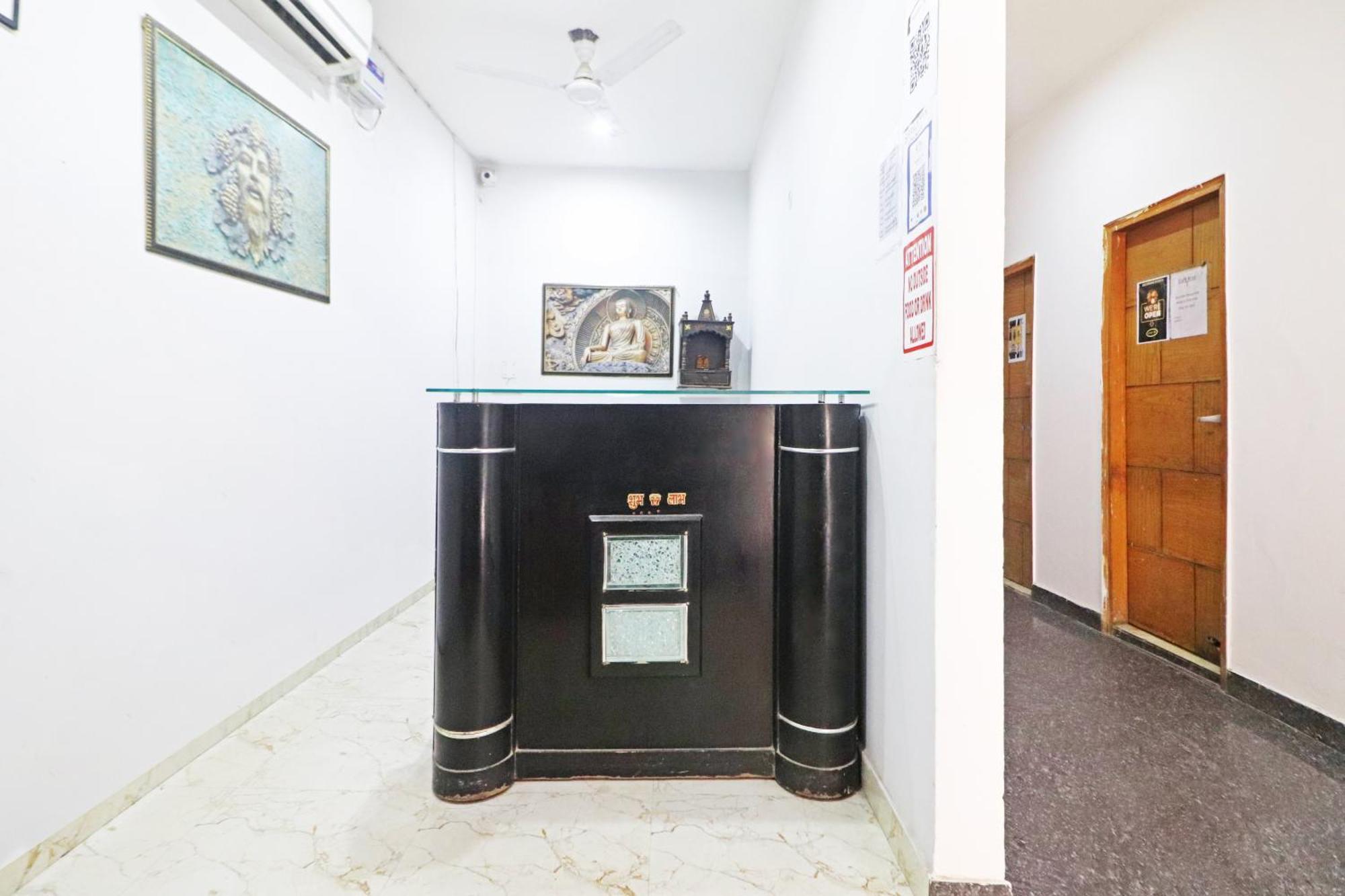 Hotel Trendy Residency - Couple Friendly Hotel New Delhi Eksteriør billede