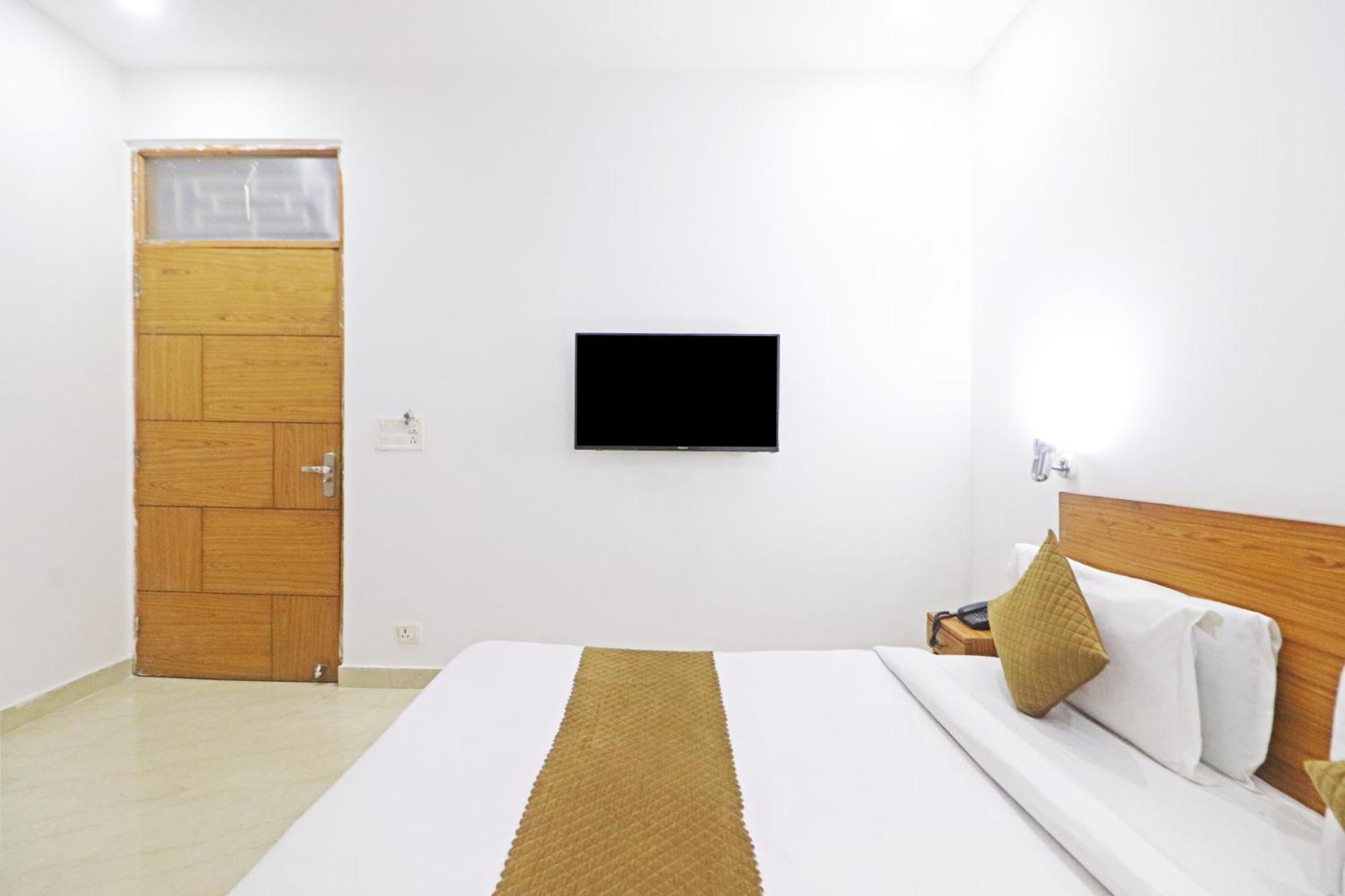 Hotel Trendy Residency - Couple Friendly Hotel New Delhi Eksteriør billede